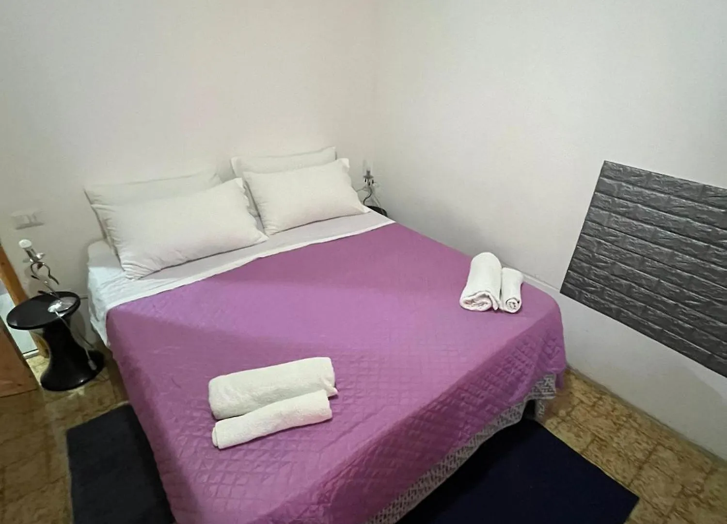 Rum i privatbostad Smeralda Room'S Olbia